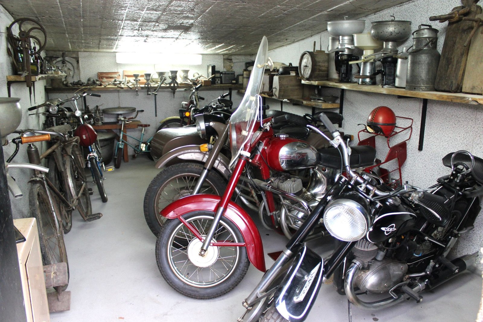 The Museum of Eight-Wheeled Vehicle