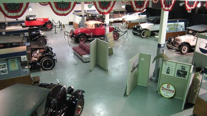 Wills Sainte Claire Automobile Museum