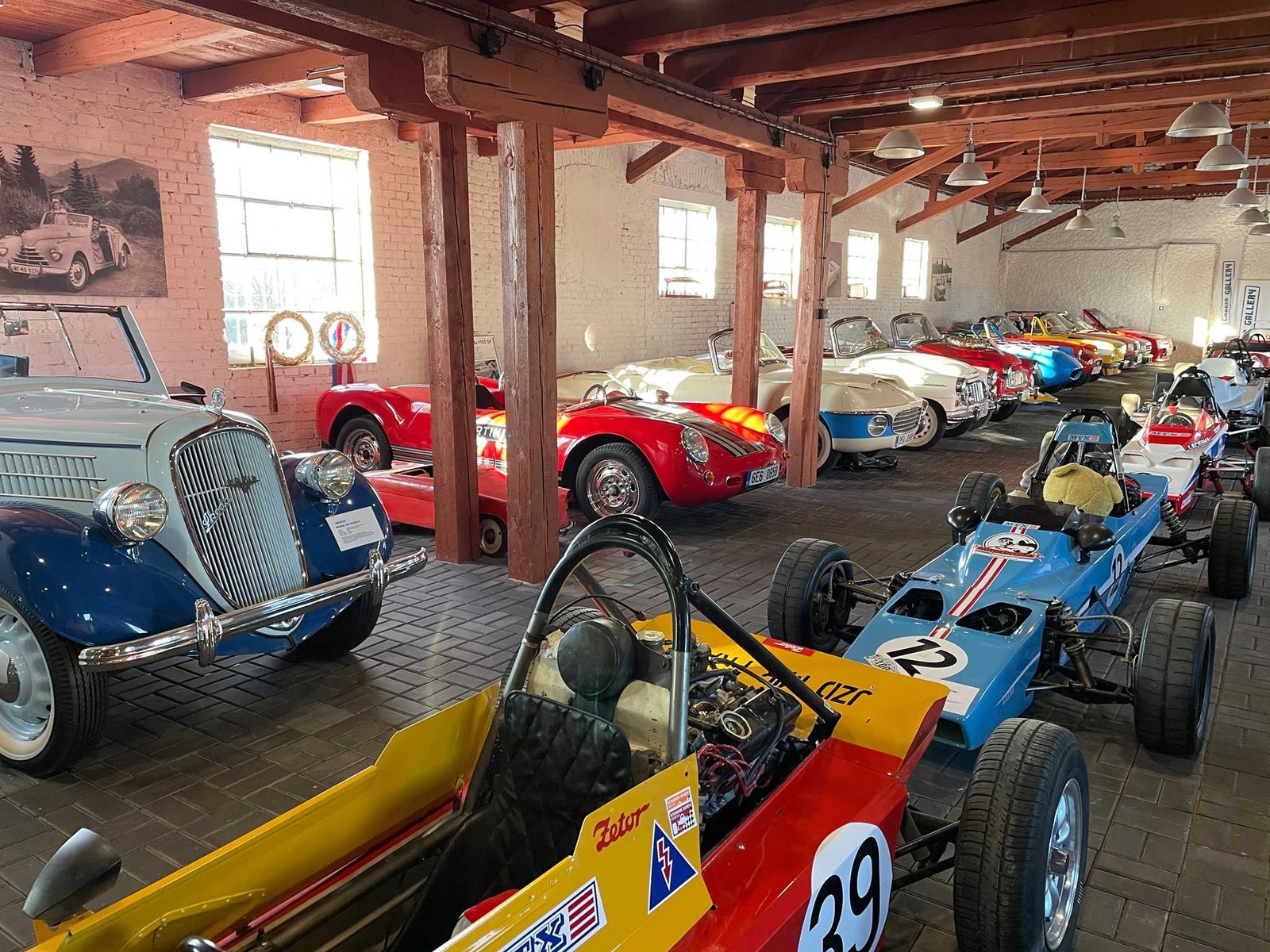 Cabrio Gallery, Dobřenice