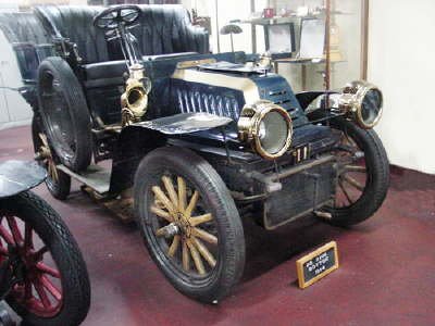 “Eduardo Iglesias” Automobile Museum