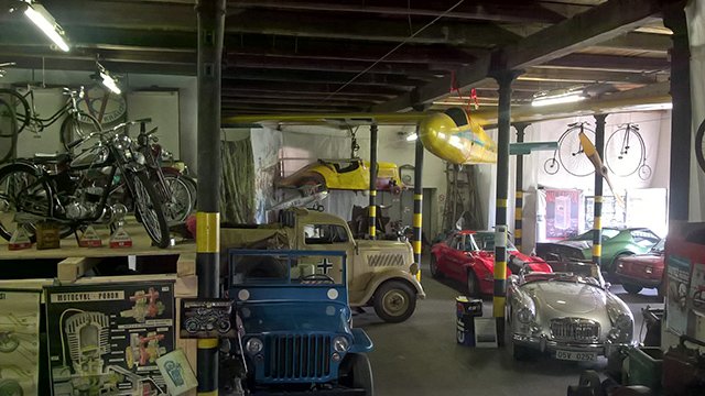 Historic Car Museum Kuks