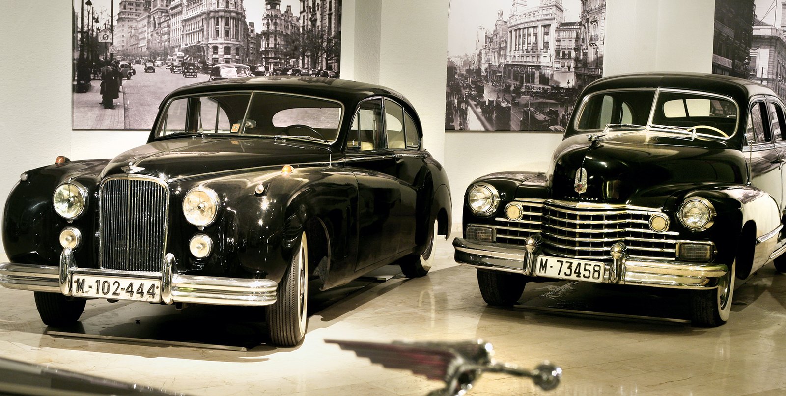 Jardines de Sabatini Classic Car Museum