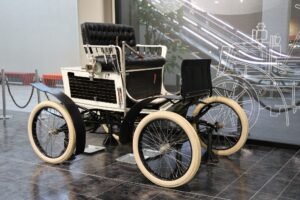 1899 Locomobile Steam Car on Display at Toyota Automobile Museum
